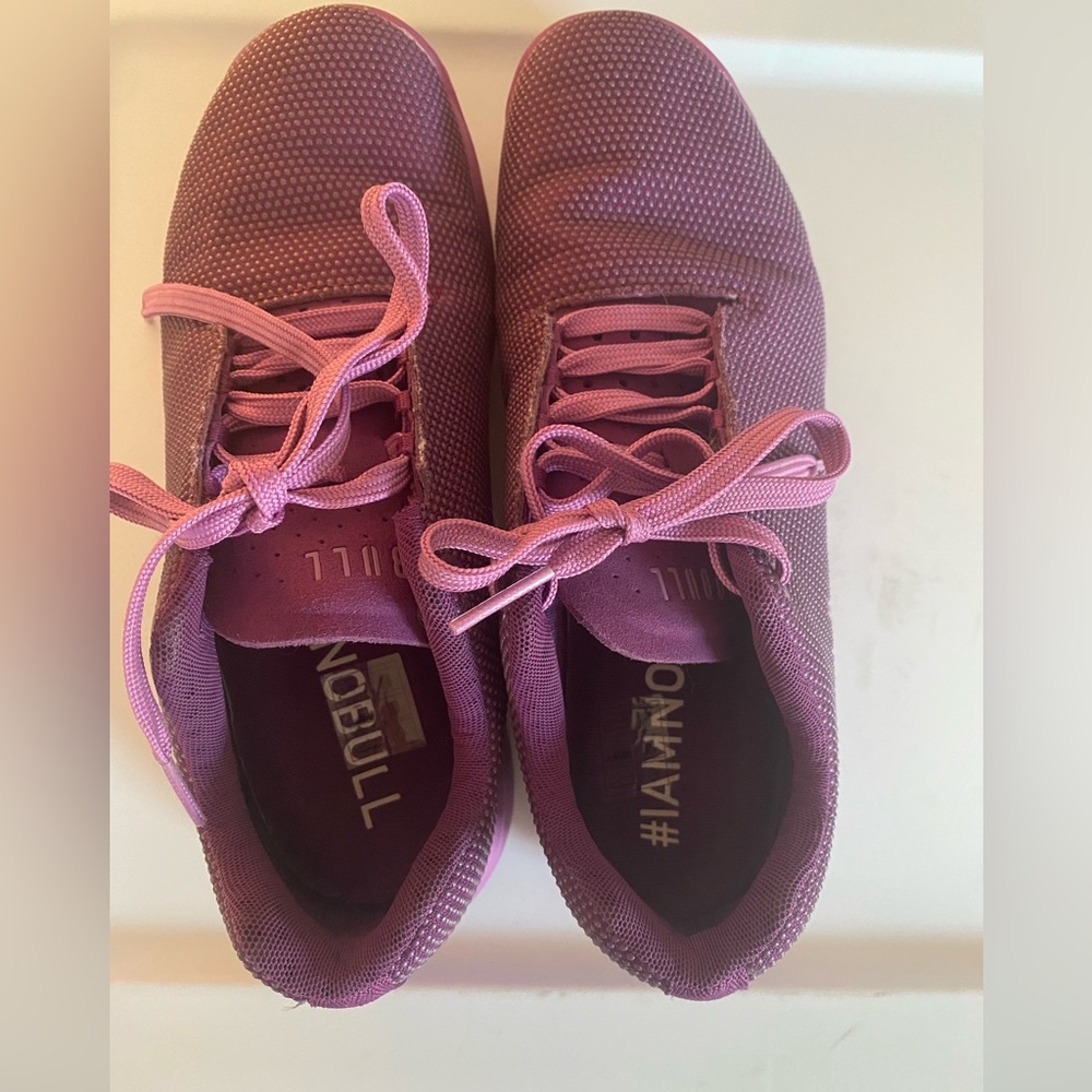 Pink No Bull trainers. Only worn 2 times.       Size W:10.5